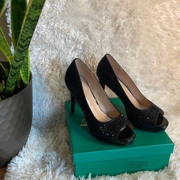 lauren lorraine Shoes - All black, Size 10 with beautiful design all around the shoe.